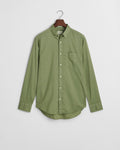 KALAMATA GREEN, REG SUNFADED VOILE SHIRT, FLAT-LAY BY GANT AU.