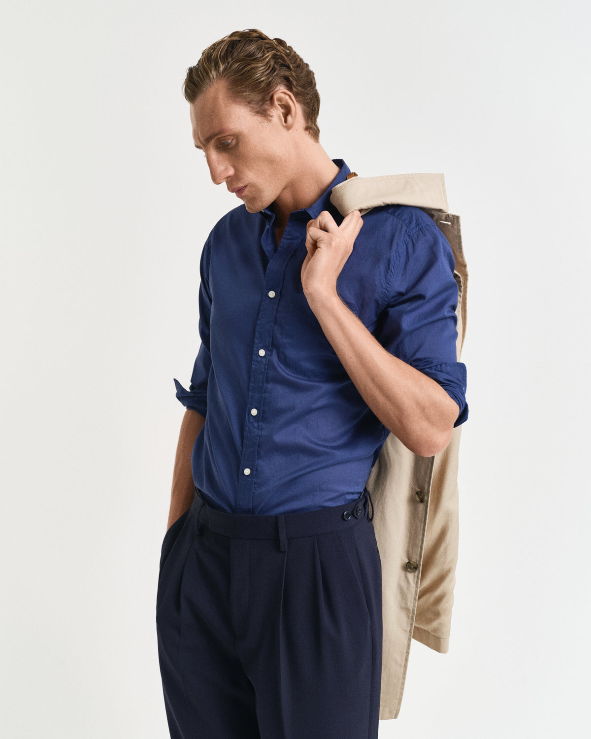 PERSIAN BLUE, REG SUNFADED VOILE SHIRT, FRONT-VIEW BY GANT AU.