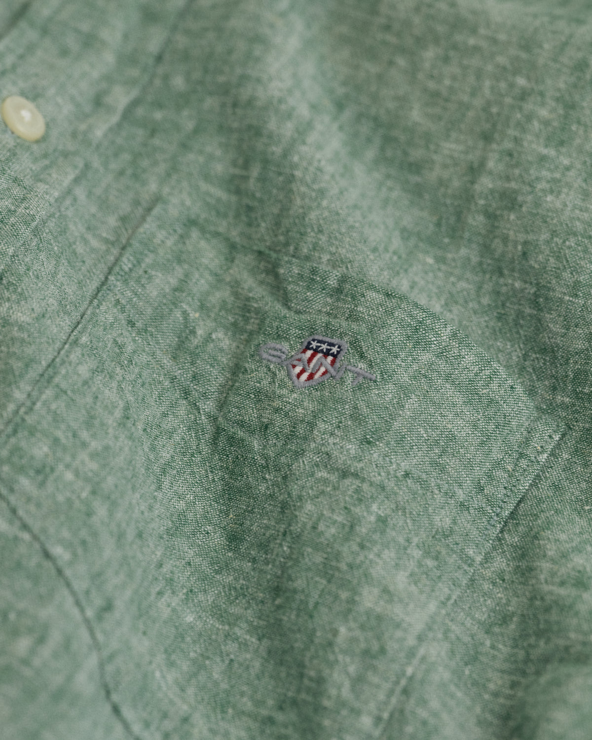 WOODY GREEN, REG COTTON LINEN SS SHIRT, FLAT-LAY BY GANT AU.