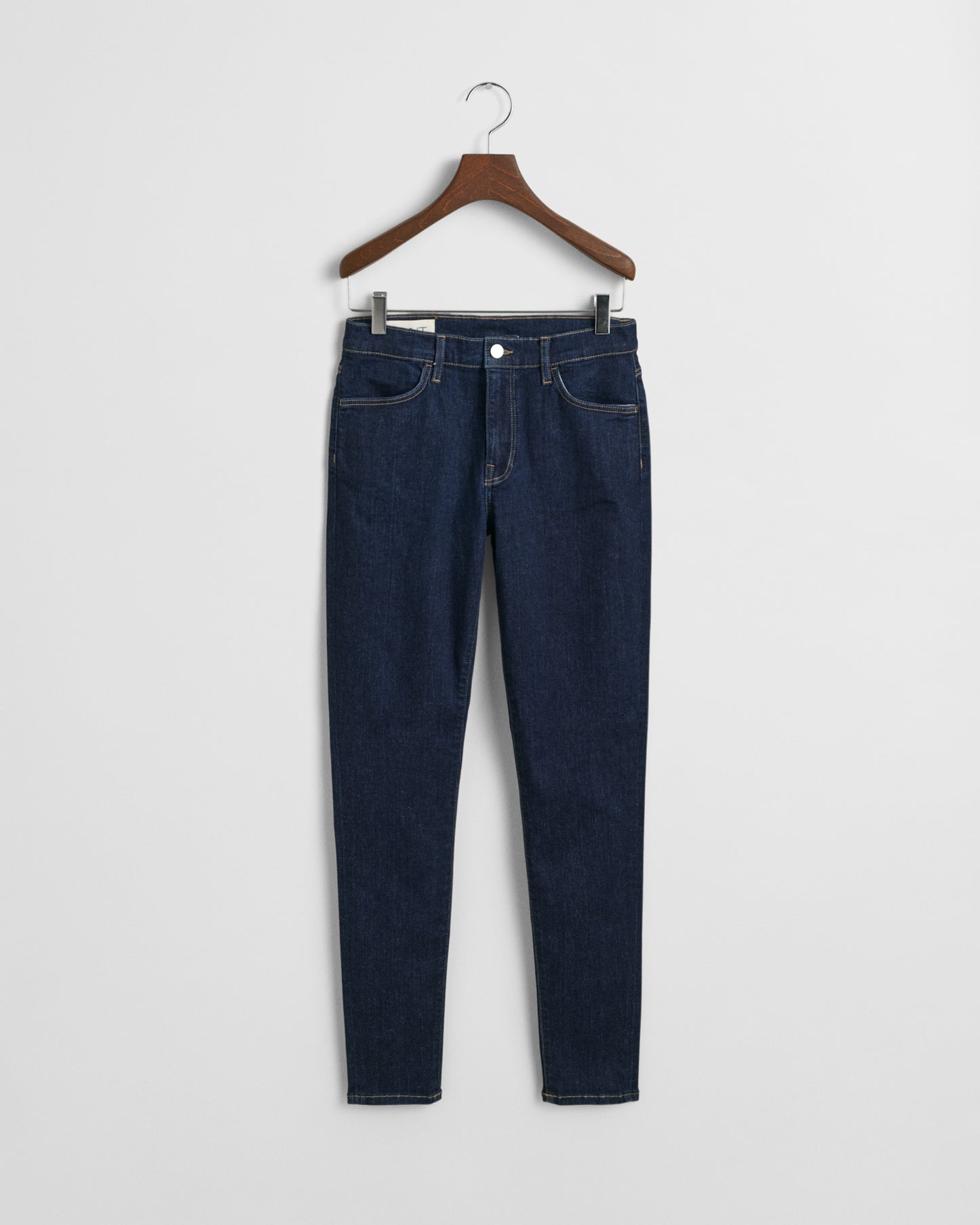 DARK BLUE, SKINNY STRETCH JEANS, FRONT-VIEW BY GANT AU.