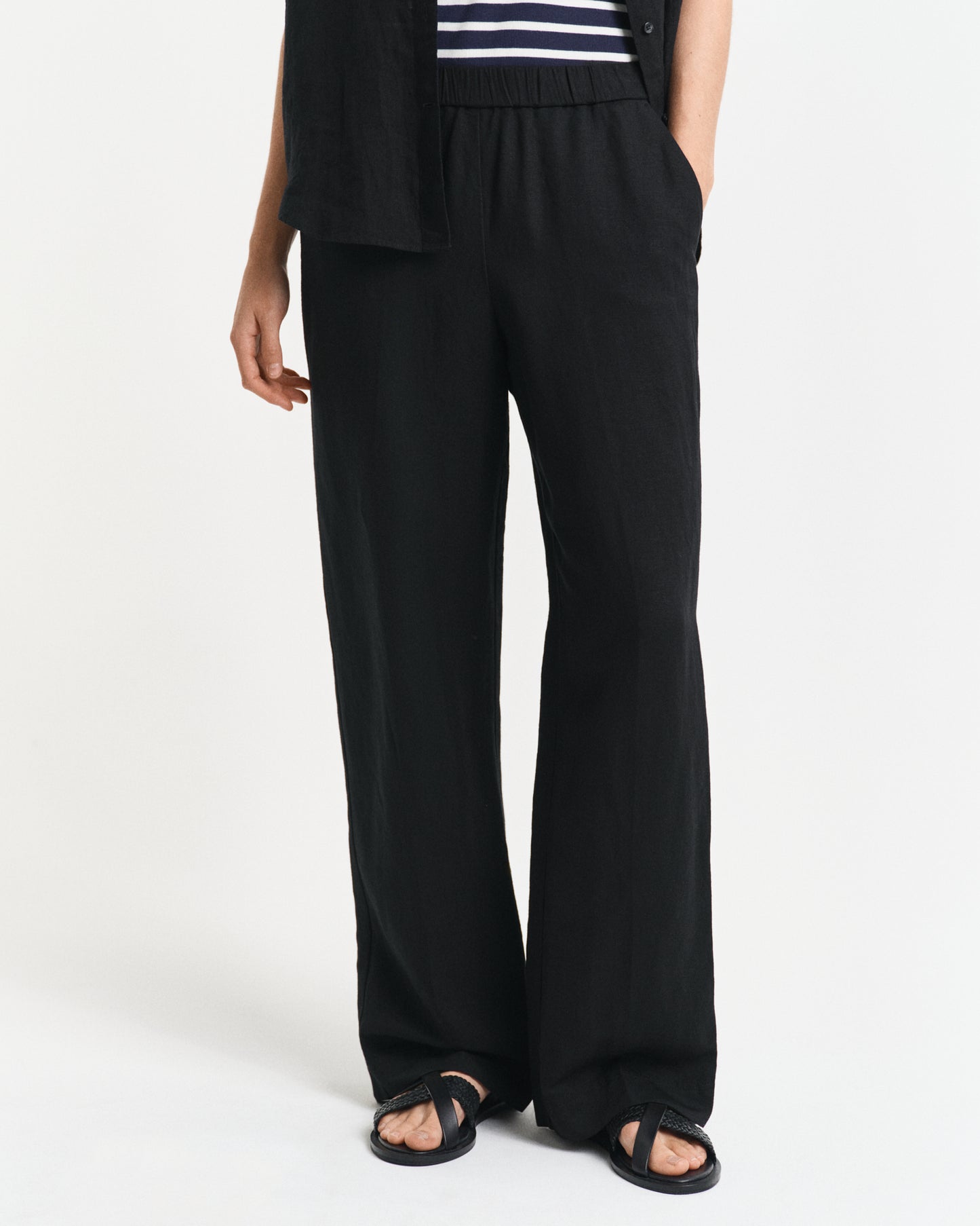 Relaxed Fit Linen Blend Pull-On Pants