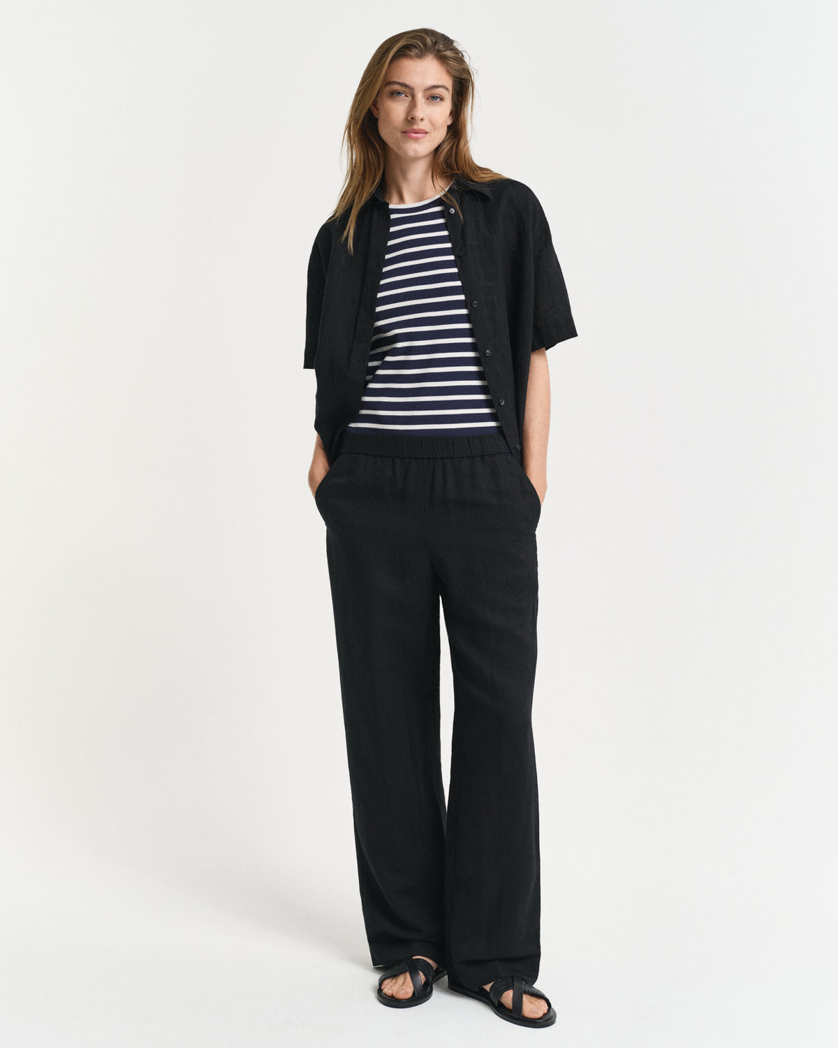 BLACK, LINEN BLEND PULL ON PANTS BY GANT AU.