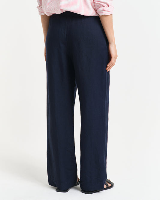 EVENING BLUE, LINEN BLEND PULL ON PANTS, BACK-VIEW BY GANT AU.