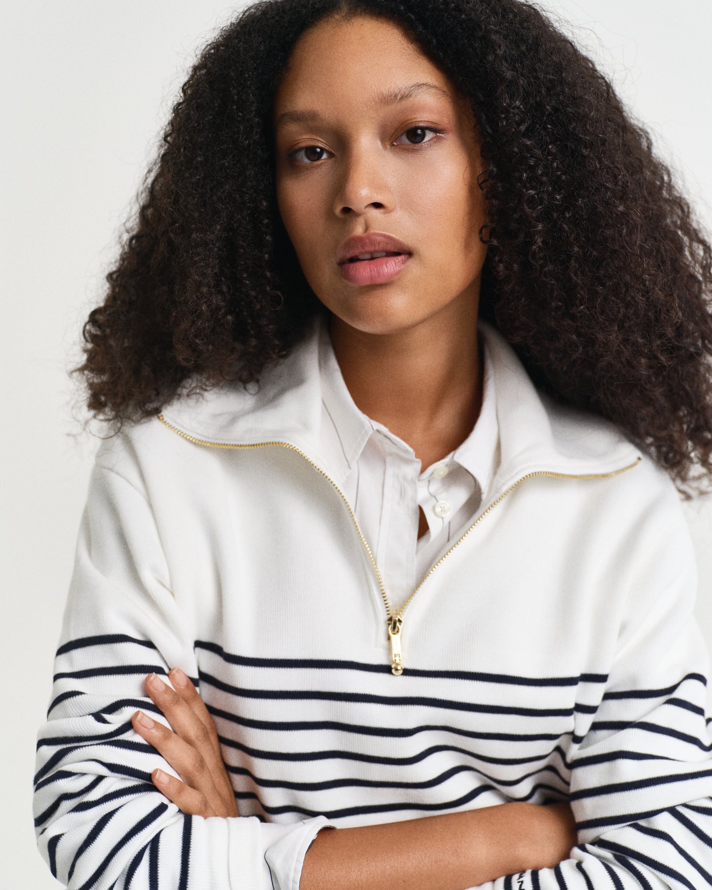 EGGSHELL, BRETON RIB HALF ZIP SWEAT, CLOSE-UP BY GANT AU.