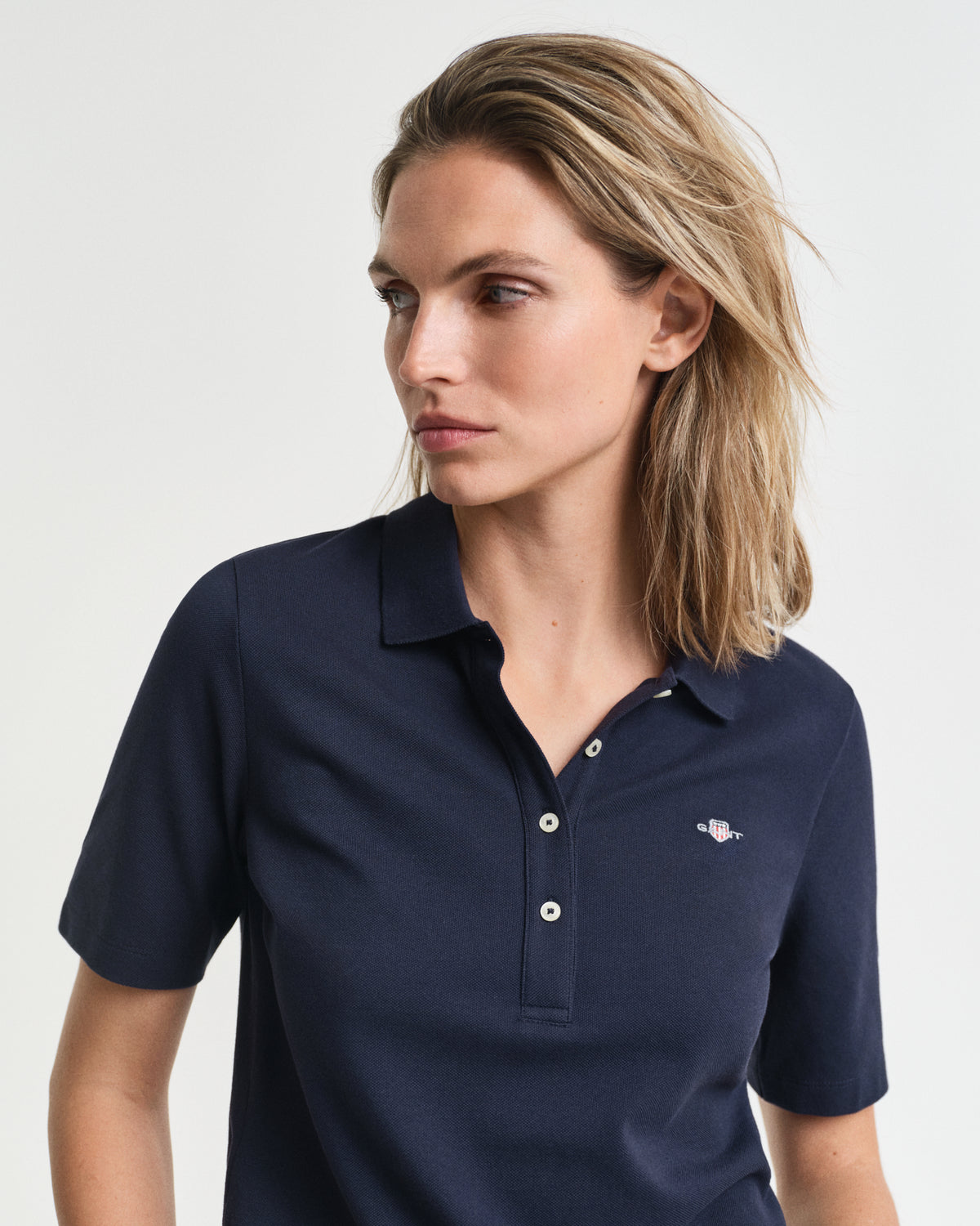 EVENING BLUE, SLIM SHIELD SS PIQUE POLO, CLOSE-UP BY GANT AU.