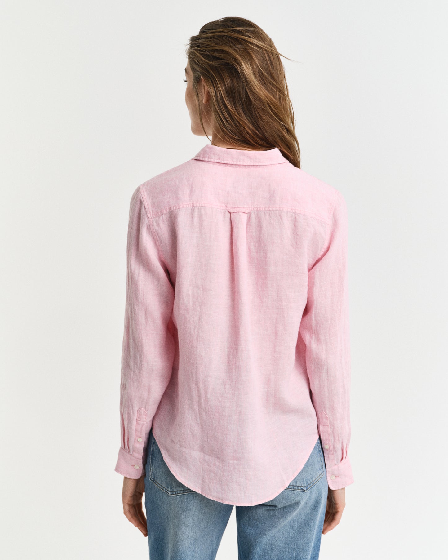 GERANIUM PINK, REG LINEN SHIRT, BACK-VIEW BY GANT AU.