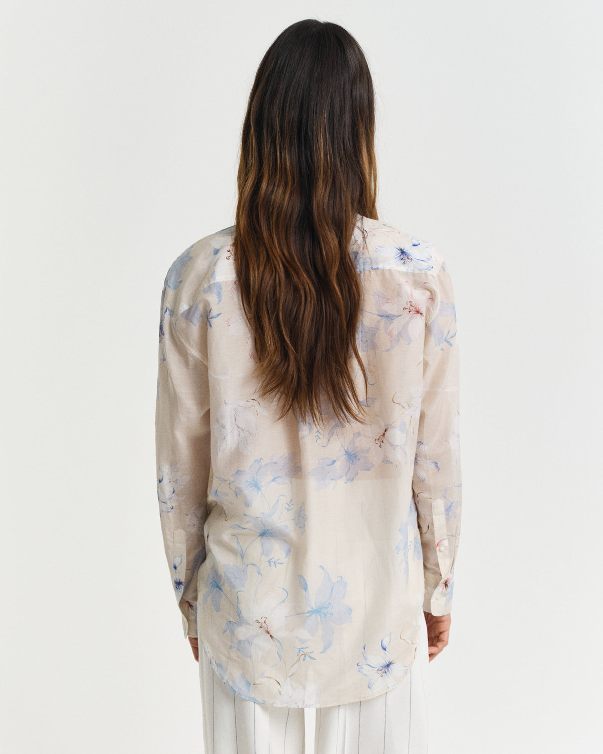 PUTTY, REL FLORAL PRINT COT SILK SHIRT, BACK-VIEW BY GANT AU.