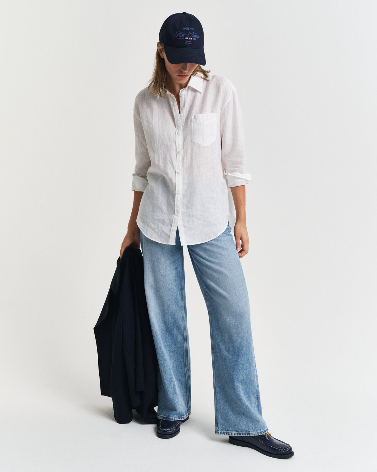 WHITE, REL LINEN SHIRT BY GANT AU.