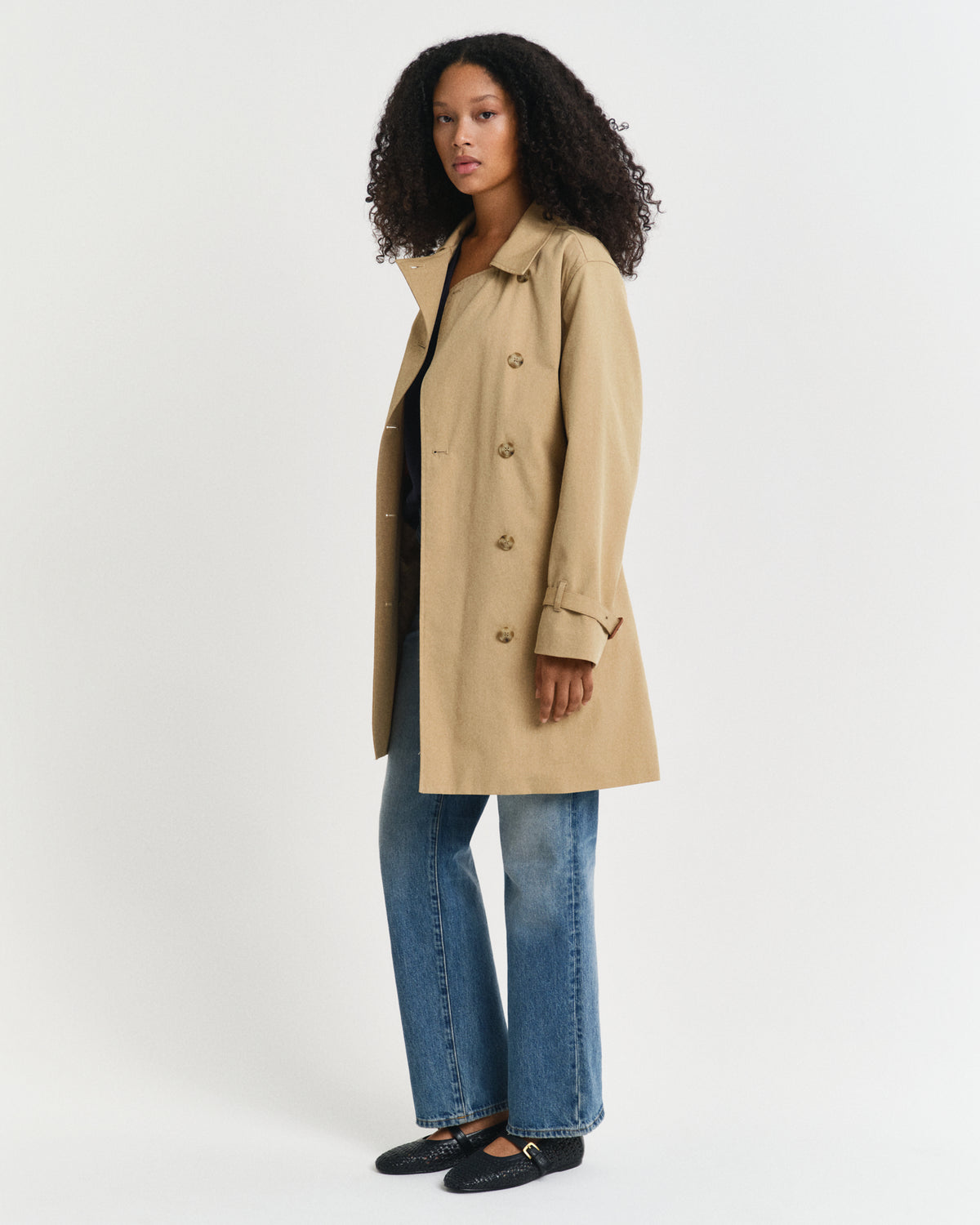 OAK BEIGE, COTTON TRENCH COAT BY GANT AU.