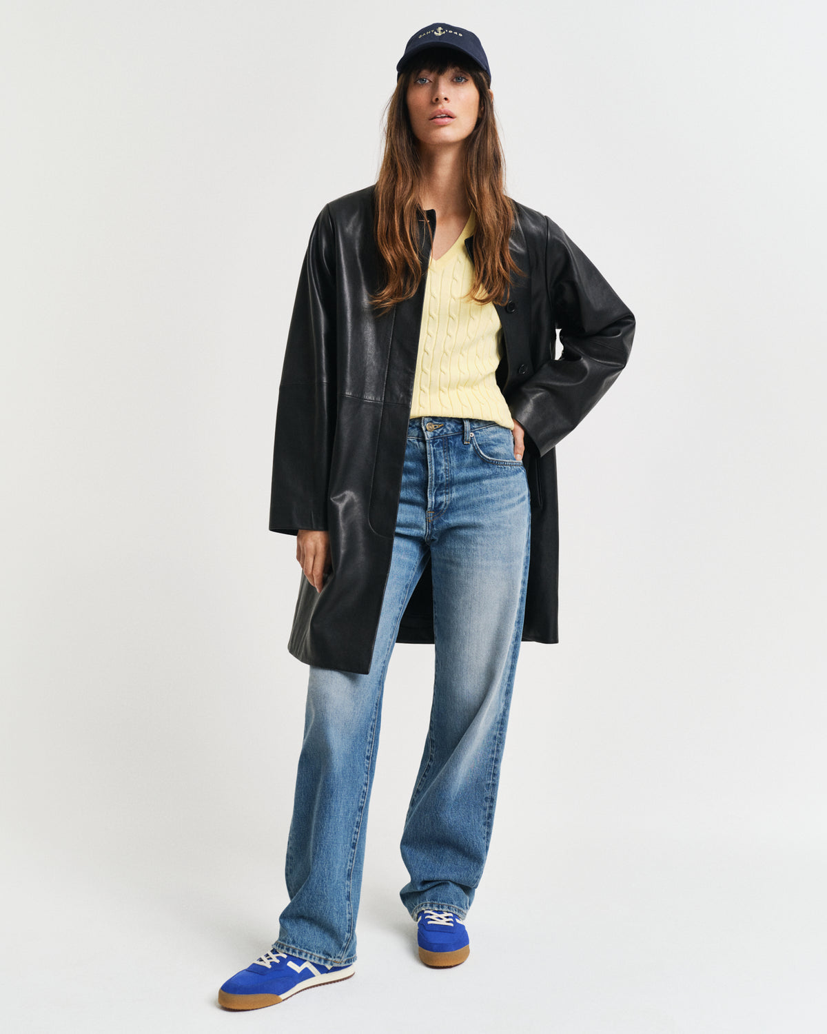 DUSTY LIGHT YELLOW, STRETCH COTTON CABLE V-NECK BY GANT AU.