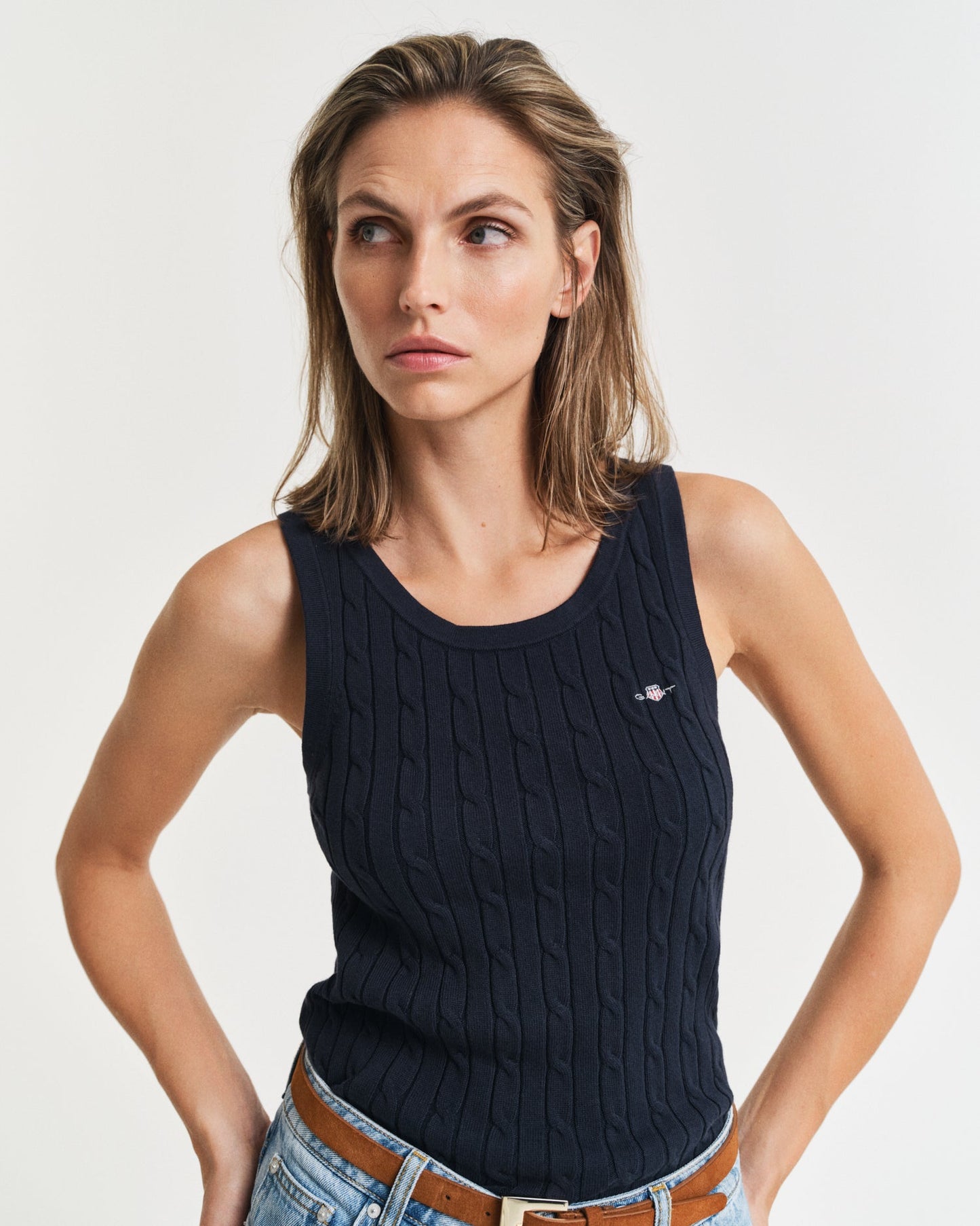 EVENING BLUE, STRETCH COTTON CABLE TANK TOP, CLOSE-UP BY GANT AU.