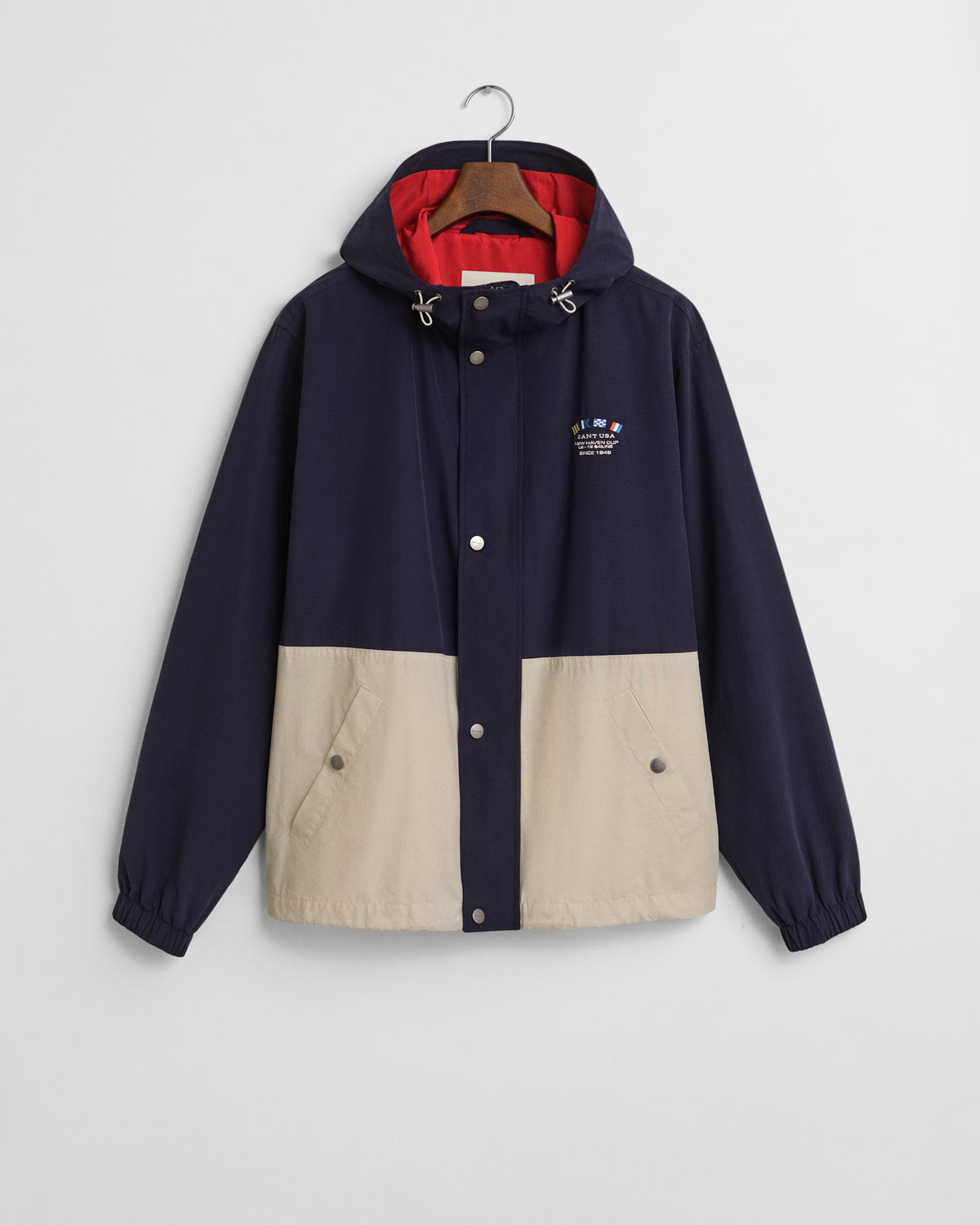 CLASSIC BLUE, BLOCKED WINDSHIELDER JACKET, FLAT-LAY BY GANT AU.