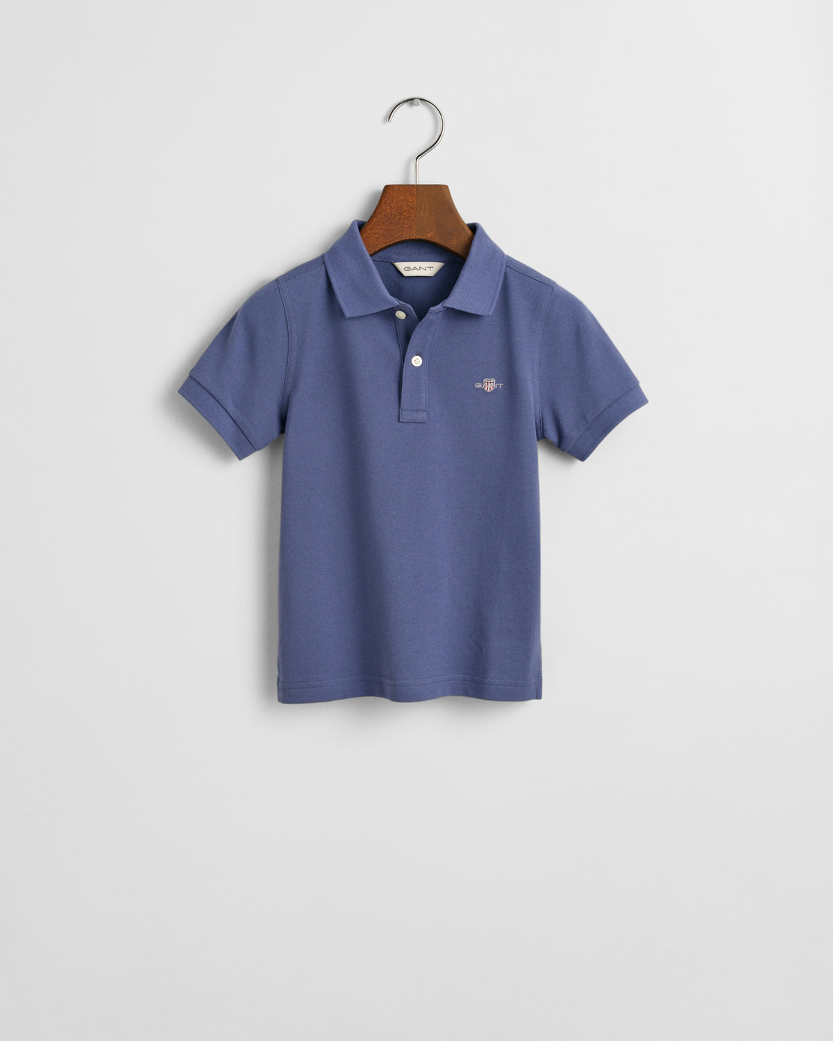 DUSTY NAVY, SHIELD SS PIQUE BY GANT AU.