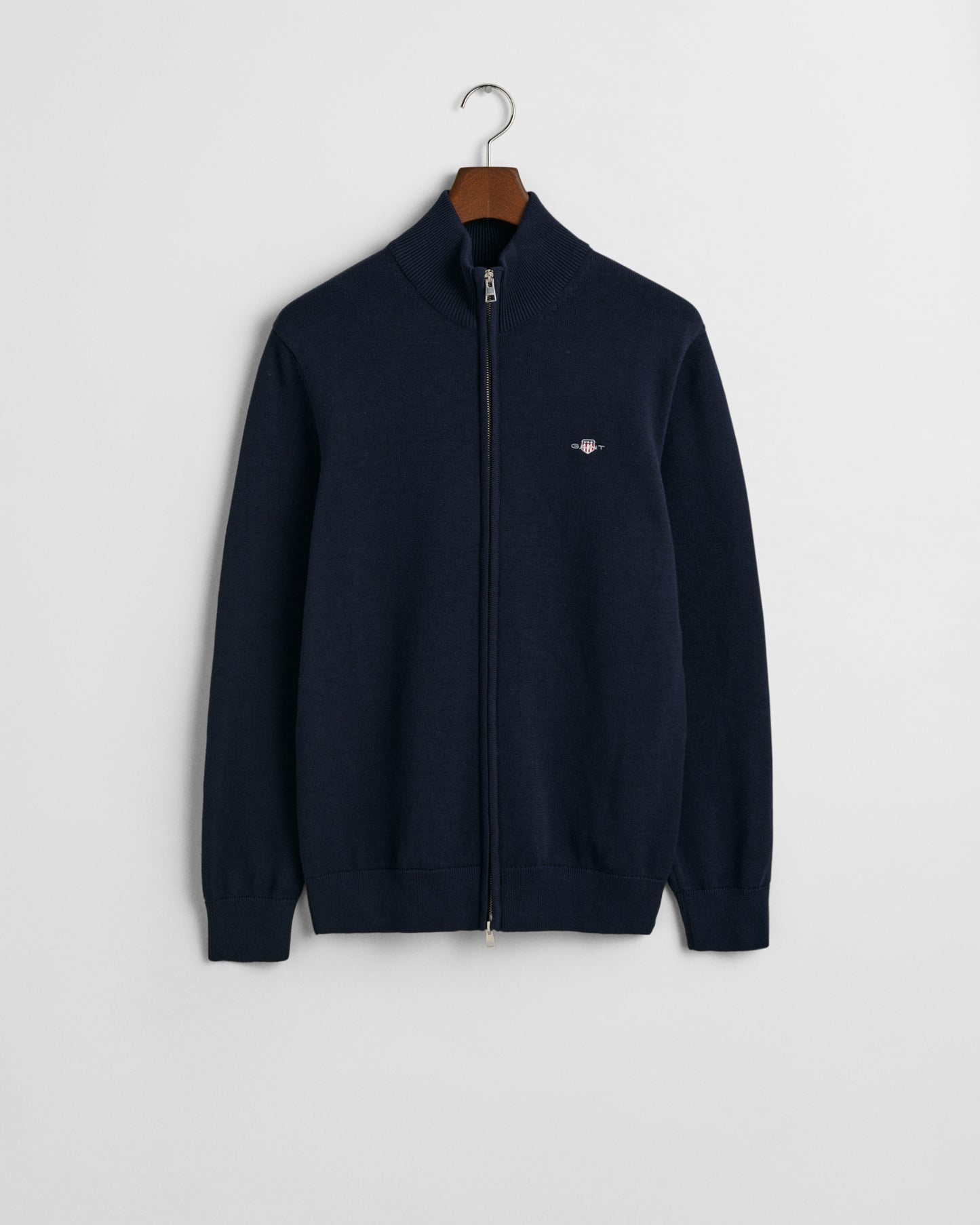 EVENING BLUE, CASUAL COTTON ZIP CARDIGAN, FLAT-LAY BY GANT AU.