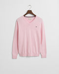 LIGHT PINK MELANGE, CLASSIC COTTON V-NECK, FLAT-LAY BY GANT AU.