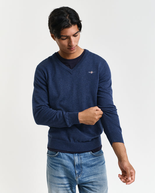DK JEANSBLUE MELANGE, CLASSIC COTTON V-NECK, FRONT-VIEW BY GANT AU.