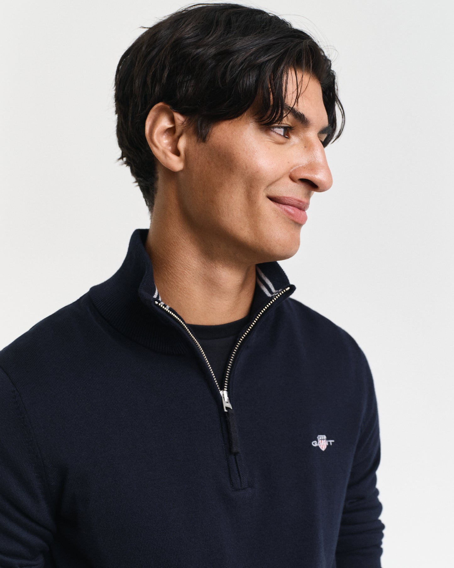 EVENING BLUE, CLASSIC COTTON HALF ZIP, CLOSE-UP BY GANT AU.