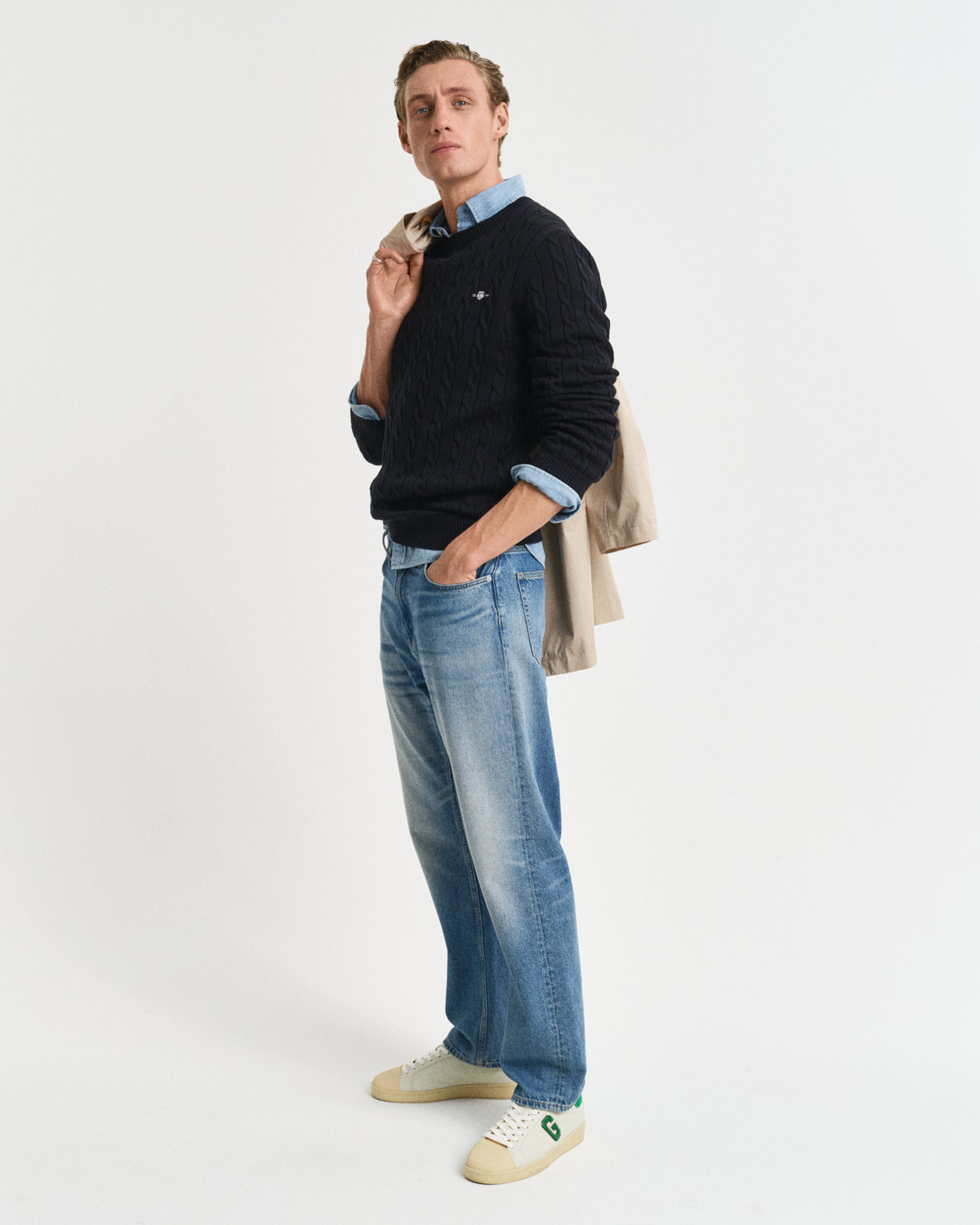 BLACK, COTTON CABLE C-NECK BY GANT AU.