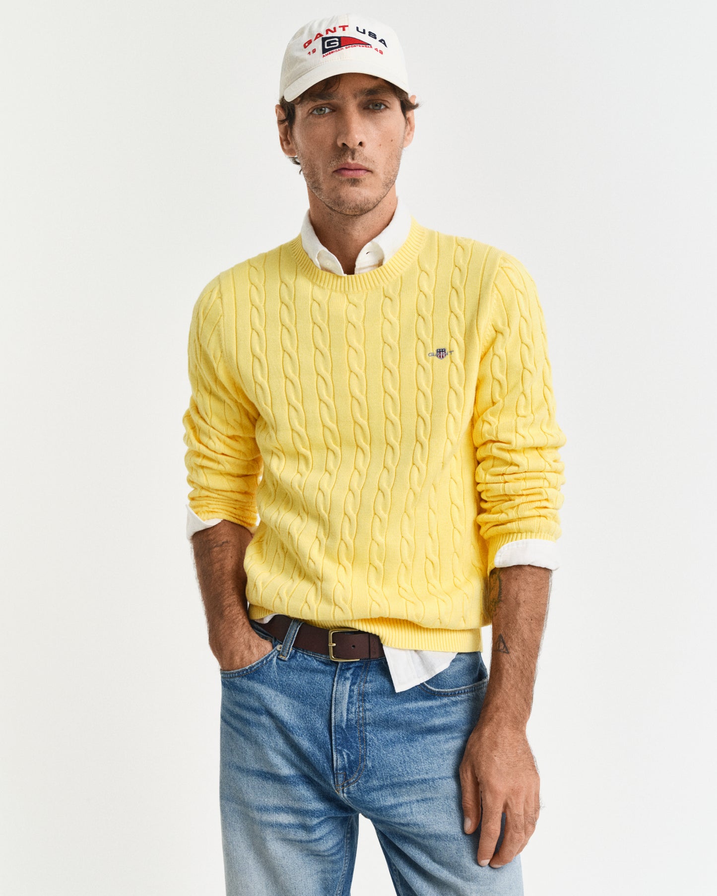 BANANA YELLOW, COTTON CABLE C-NECK, FRONT-VIEW BY GANT AU.