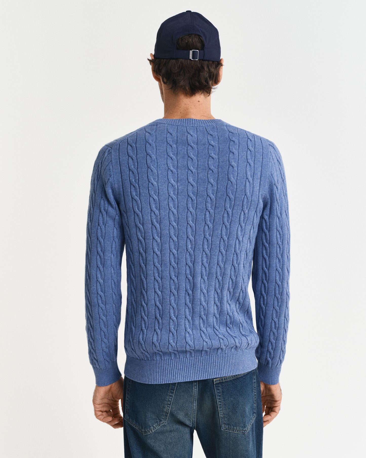 DENIM BLUE MELANGE, COTTON CABLE C-NECK, BACK-VIEW BY GANT AU.