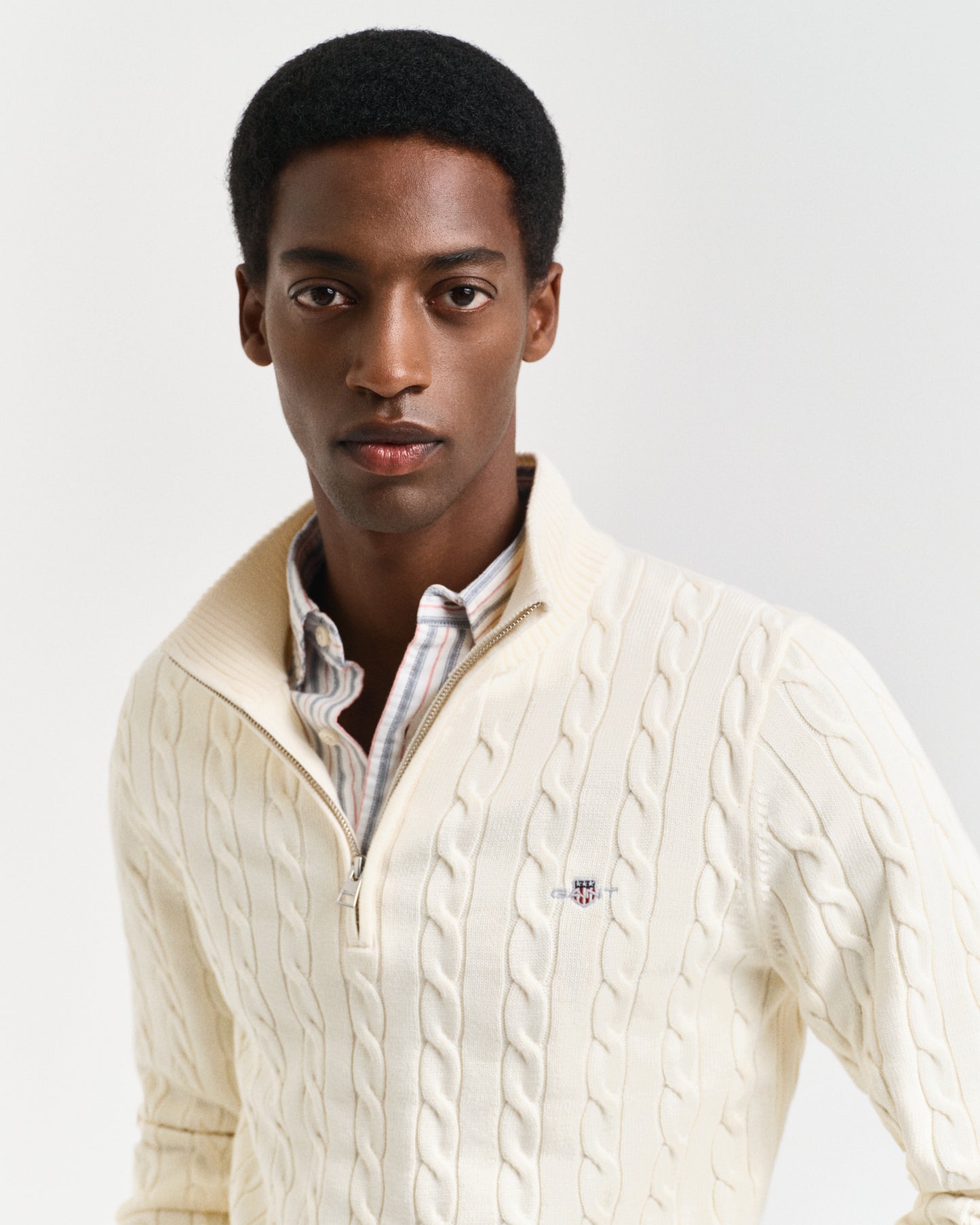 CREAM, COTTON CABLE HALF ZIP, CLOSE-UP BY GANT AU.