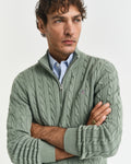 KALAMATA GREEN, COTTON CABLE HALF ZIP, CLOSE-UP BY GANT AU.