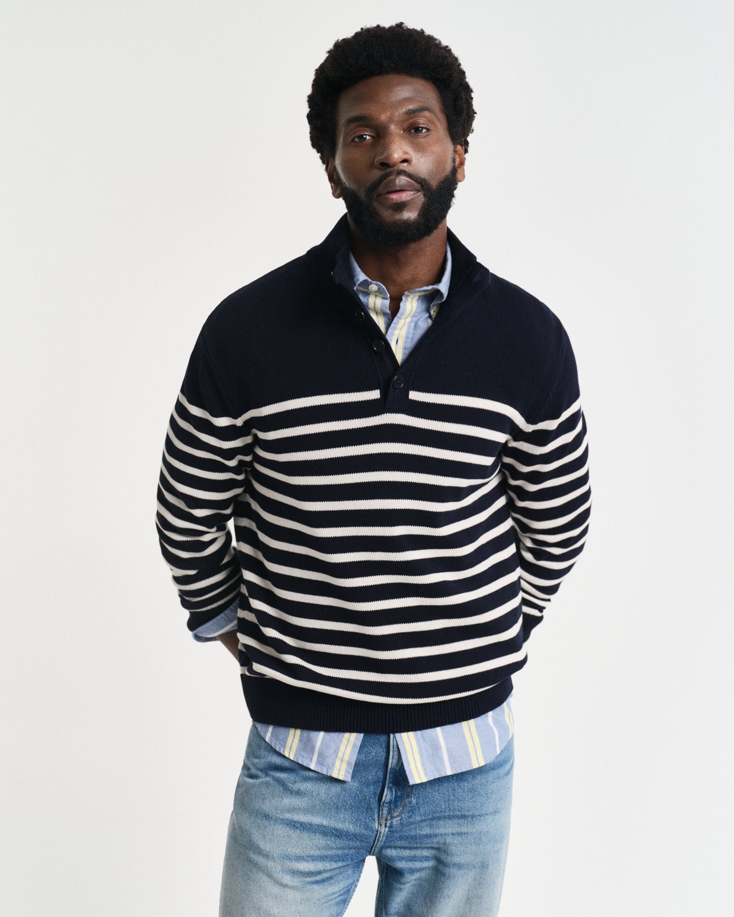 EVENING BLUE, STRIPED COTTON HALF BUTTONED NECK, FRONT-VIEW BY GANT AU.