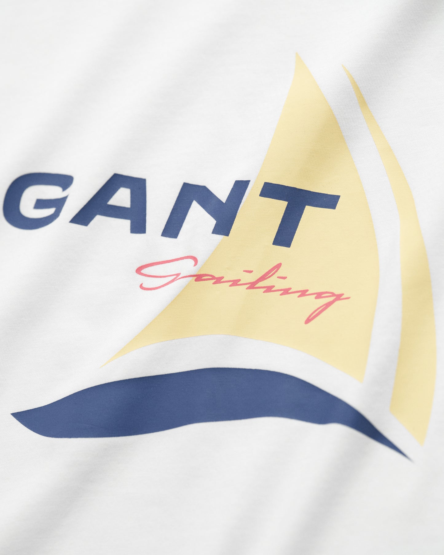 WHITE, GANT SAILING GRAPHIC T-SHIRT, CLOSE-UP BY GANT AU.