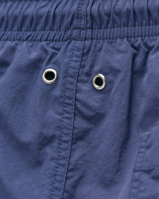 DUSTY NAVY, SWIM SHORTS, CLOSE-UP BY GANT AU.