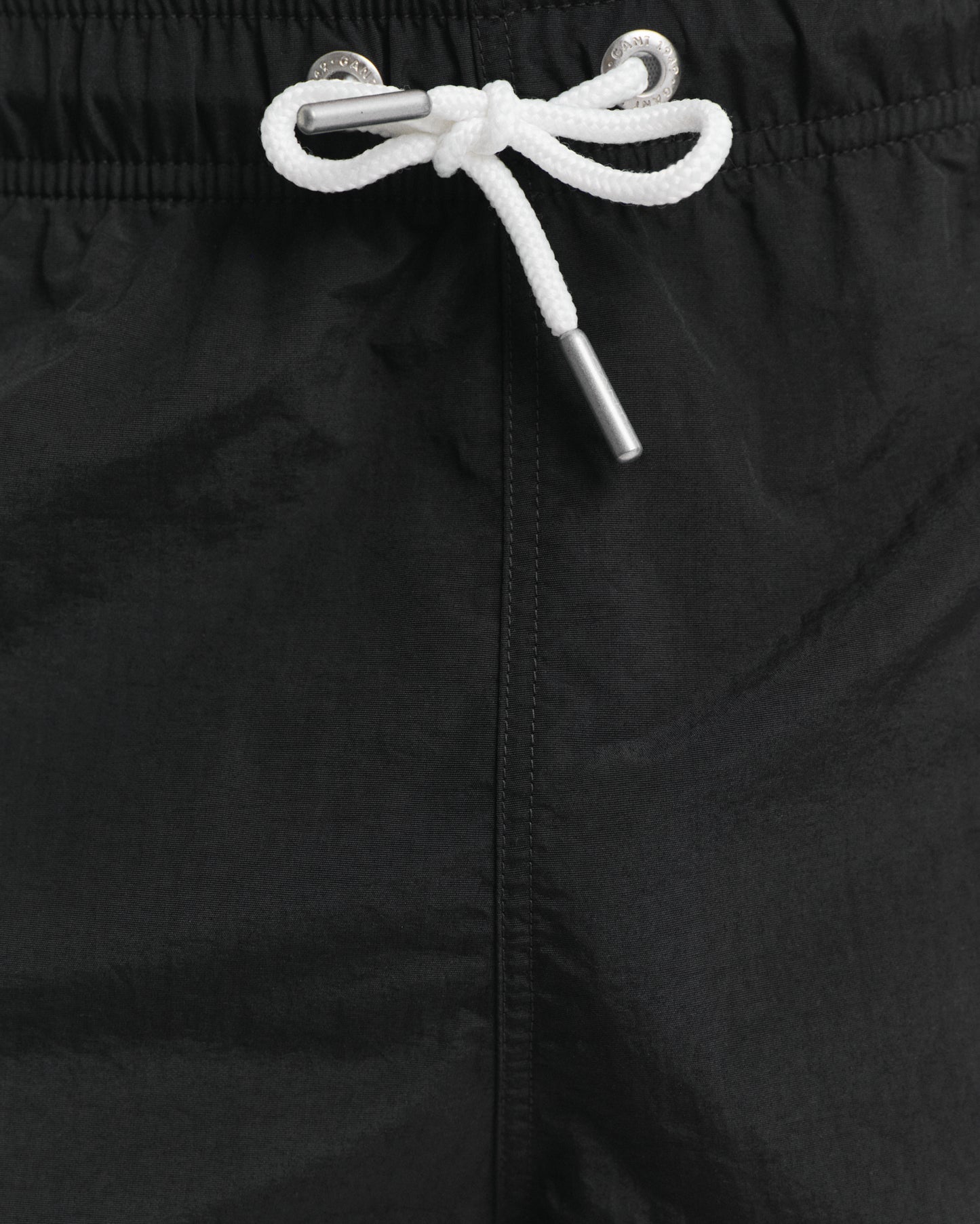 BLACK, SWIM SHORTS, CLOSE-UP BY GANT AU.
