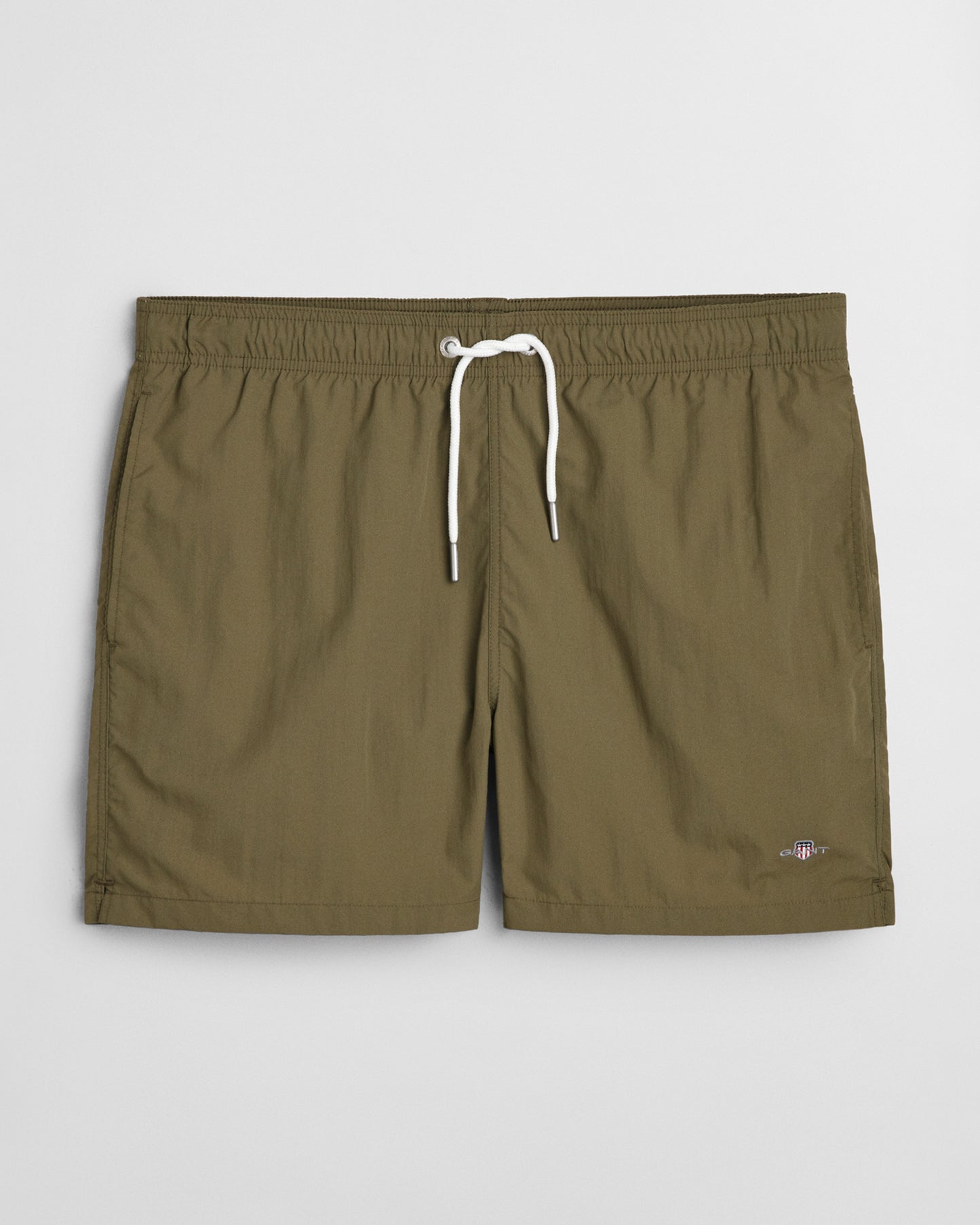 JUNIPER GREEN, SWIM SHORTS, FRONT-VIEW BY GANT AU.