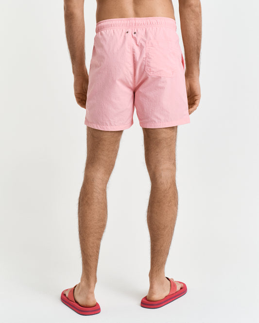 GERANIUM PINK, SWIM SHORTS, BACK-VIEW BY GANT AU.