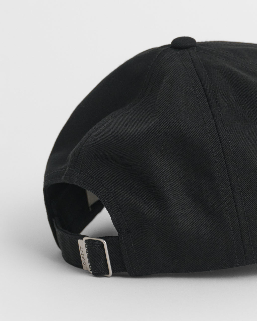 BLACK, SHIELD COTTON TWILL CAP, CLOSE-UP BY GANT AU.