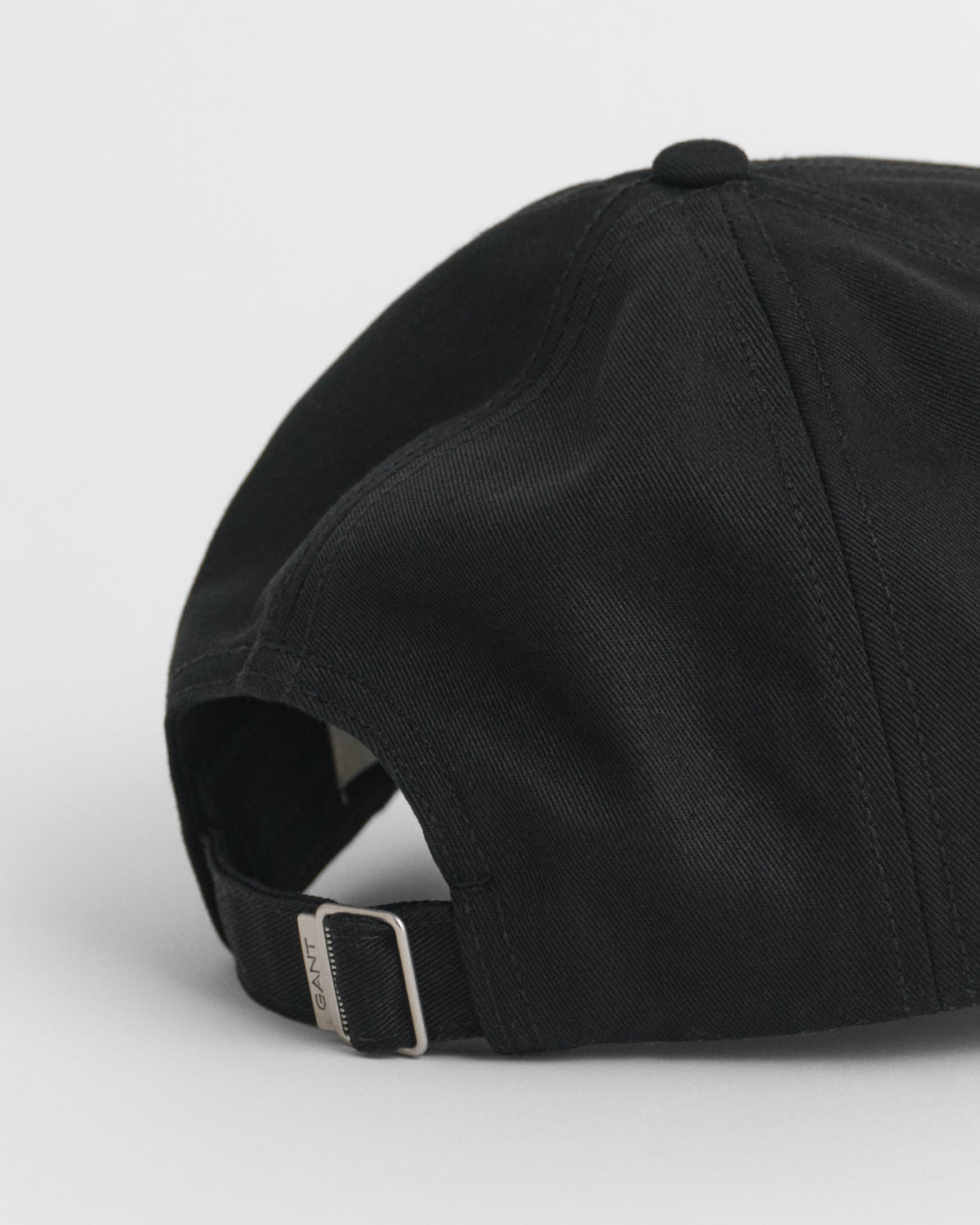 BLACK, SHIELD COTTON TWILL CAP, CLOSE-UP BY GANT AU.