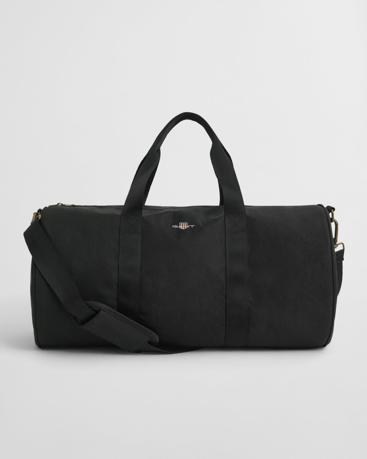 BLACK, ARCHIVE SHIELD DUFFLE BAG, FRONT-VIEW BY GANT AU.