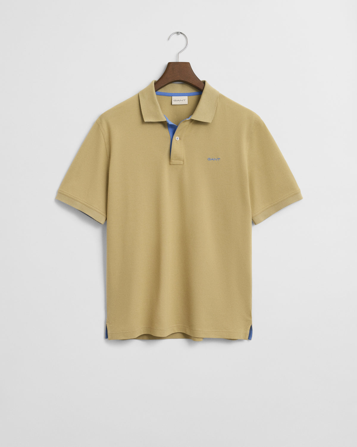 WOODY BEIGE, REG CONTRAST PIQUE SS POLO BY GANT AU.