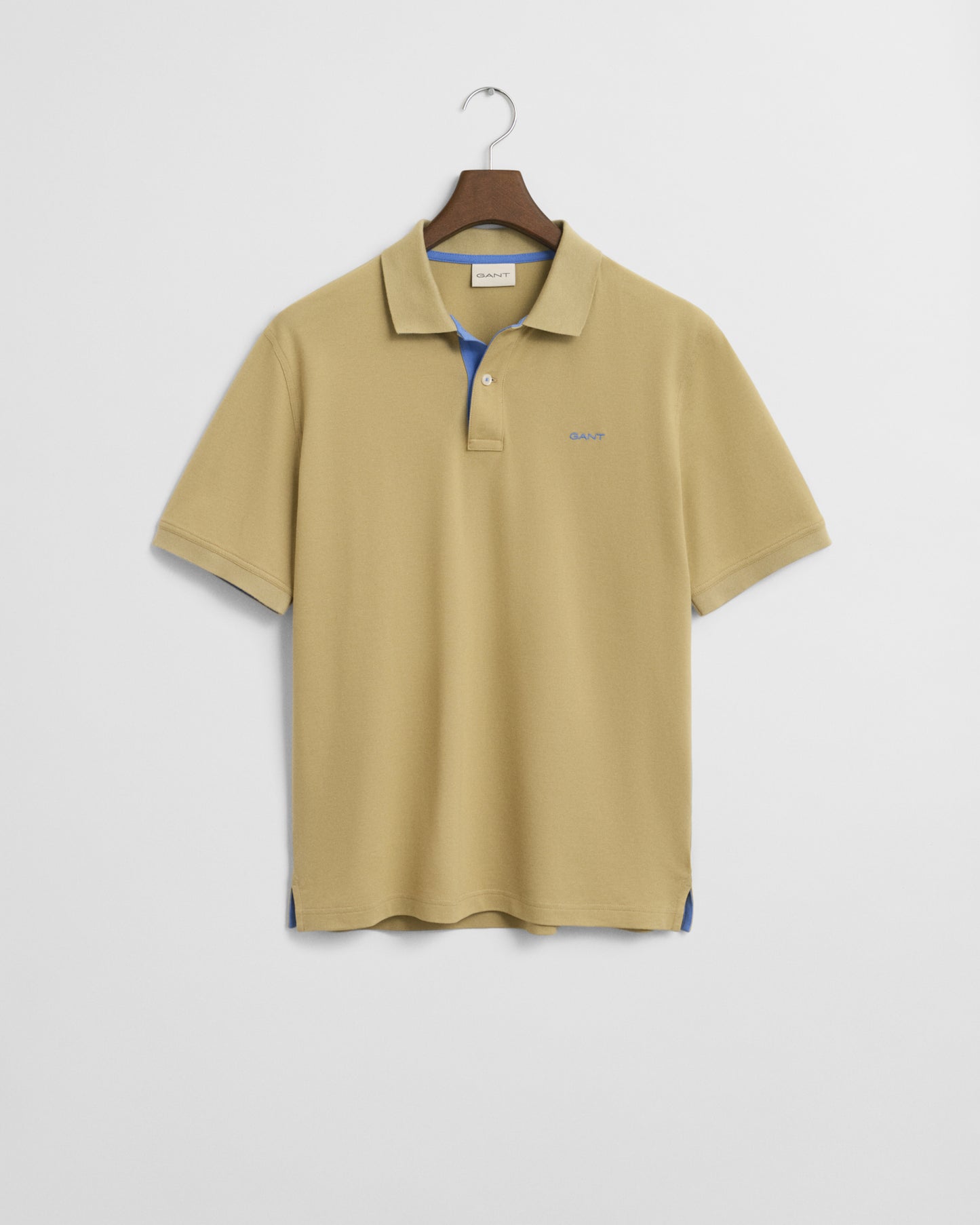 WOODY BEIGE, REG CONTRAST PIQUE SS POLO BY GANT AU.