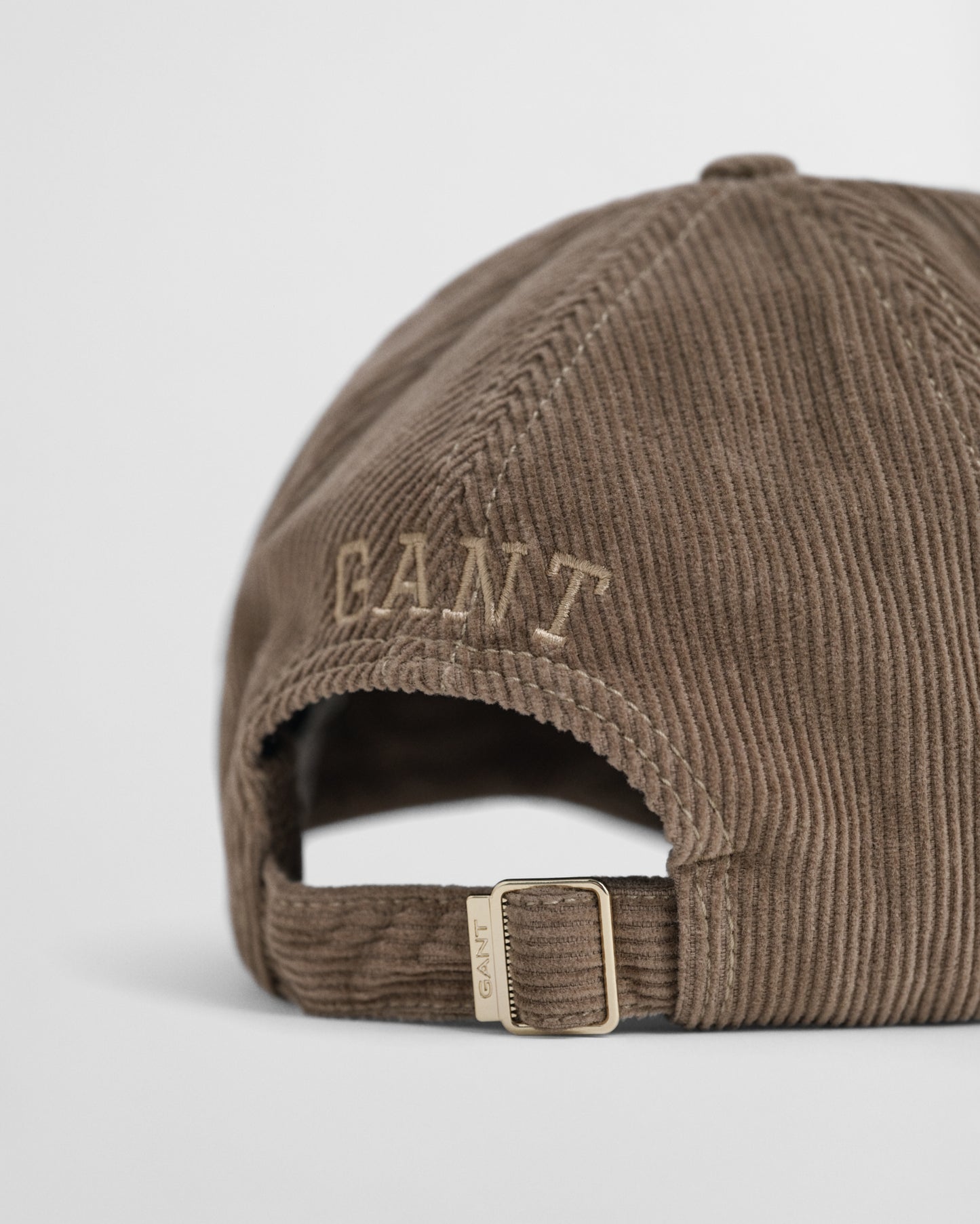 TAUPE BEIGE, G EMBROIDERY CORD CAP, CLOSE-UP BY GANT AU.