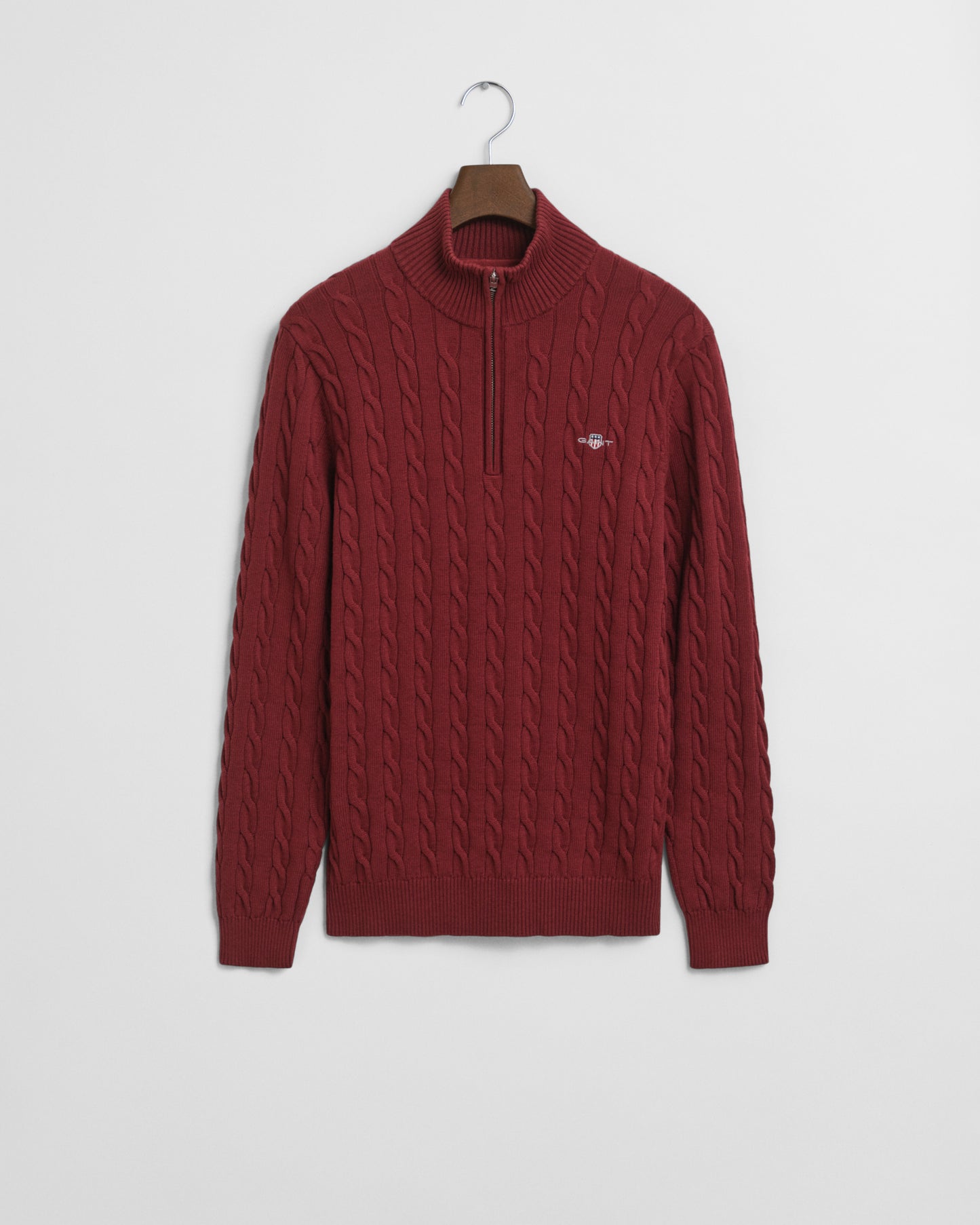 PLUMPED RED, COTTON CABLE HALF ZIP BY GANT AU.