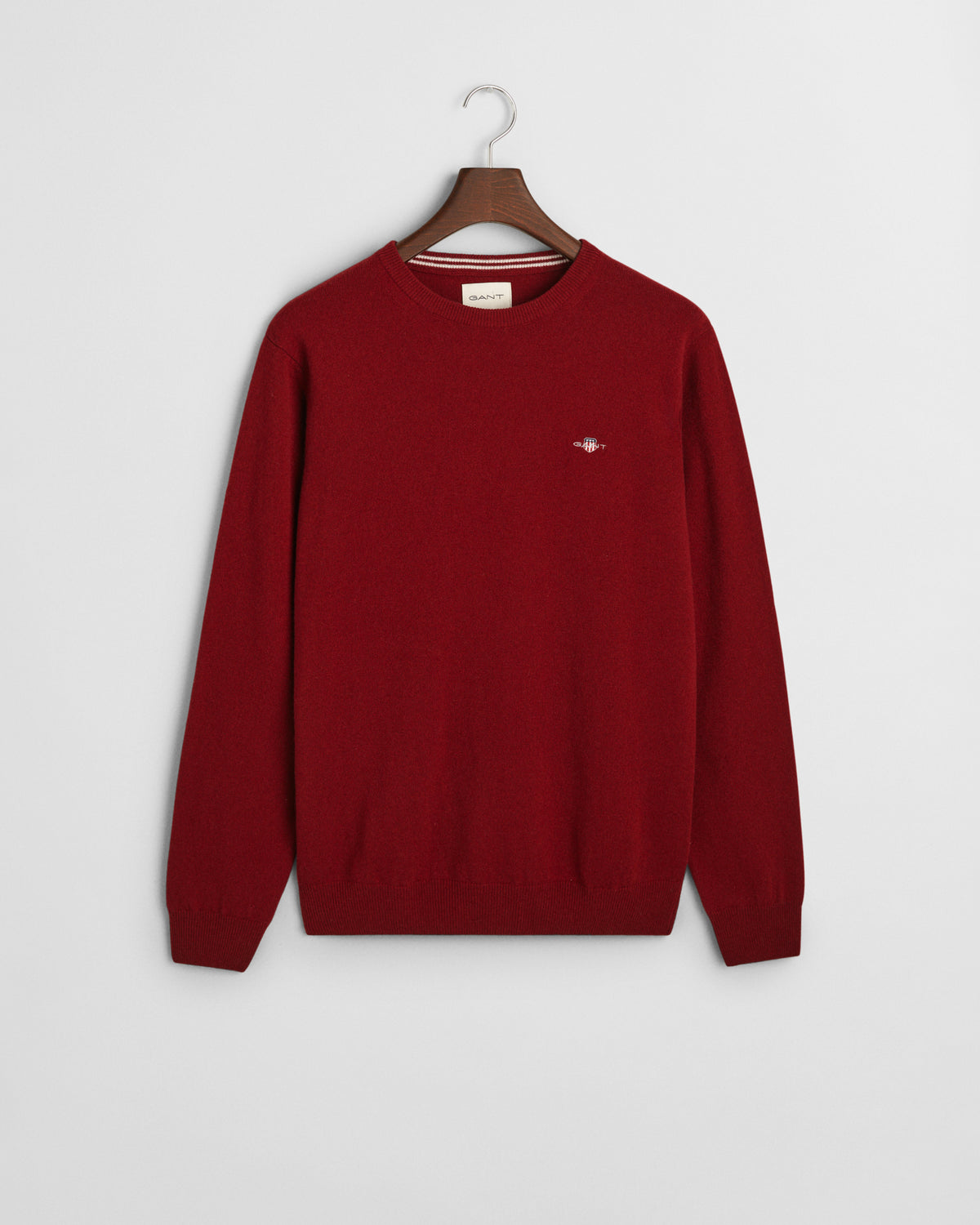 PLUMPED RED, SUPERFINE LAMBSWOOL C-NECK BY GANT AU.