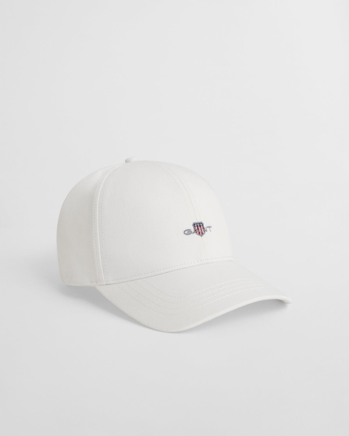 EGGSHELL, HIGH SHIELD COTTON TWILL CAP BY GANT AU.