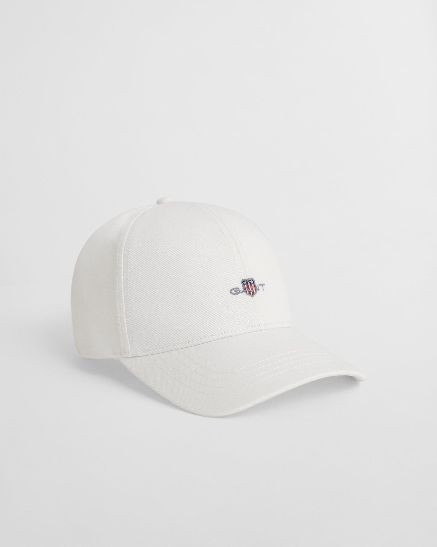 EGGSHELL, HIGH SHIELD COTTON TWILL CAP BY GANT AU.