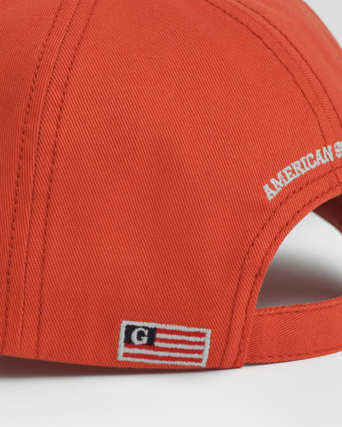 DEEP ORANGE, CREST GRAPHIC COTTON TWILL CAP, CLOSE-UP BY GANT AU.