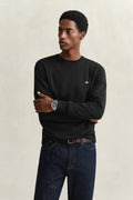 BLACK, REG SHIELD C-NECK SWEAT, FRONT-VIEW BY GANT AU.