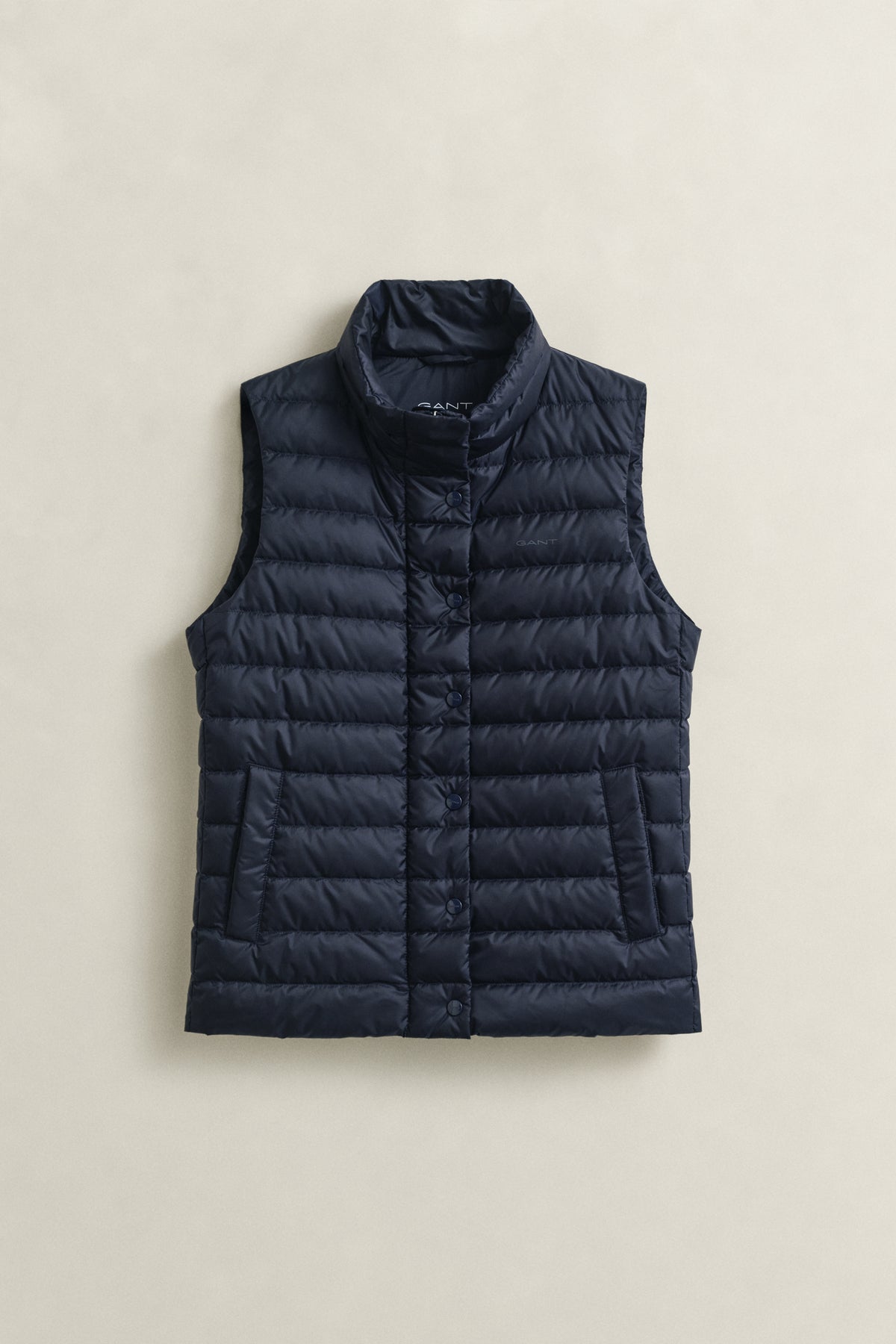 EVENING BLUE, Light Down Vest BY GANT AU.