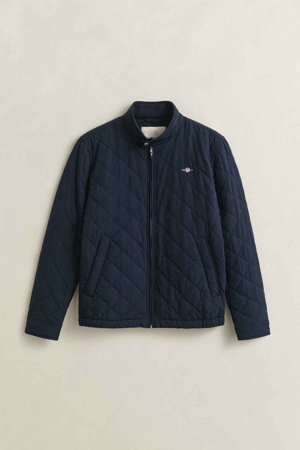 EVENING BLUE, QUILTED WINDCHEATER, FLAT-LAY BY GANT AU.