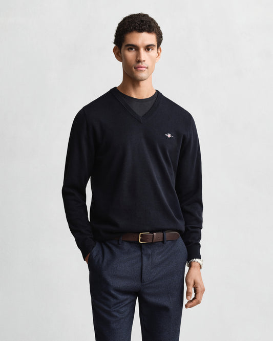EVENING BLUE, CLASSIC COTTON V-NECK, FRONT-VIEW BY GANT AU.