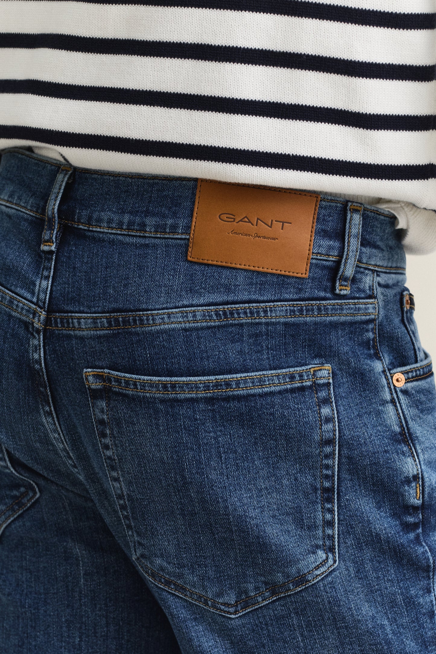 MODEL WEARING Classic Regular Denim Jeans