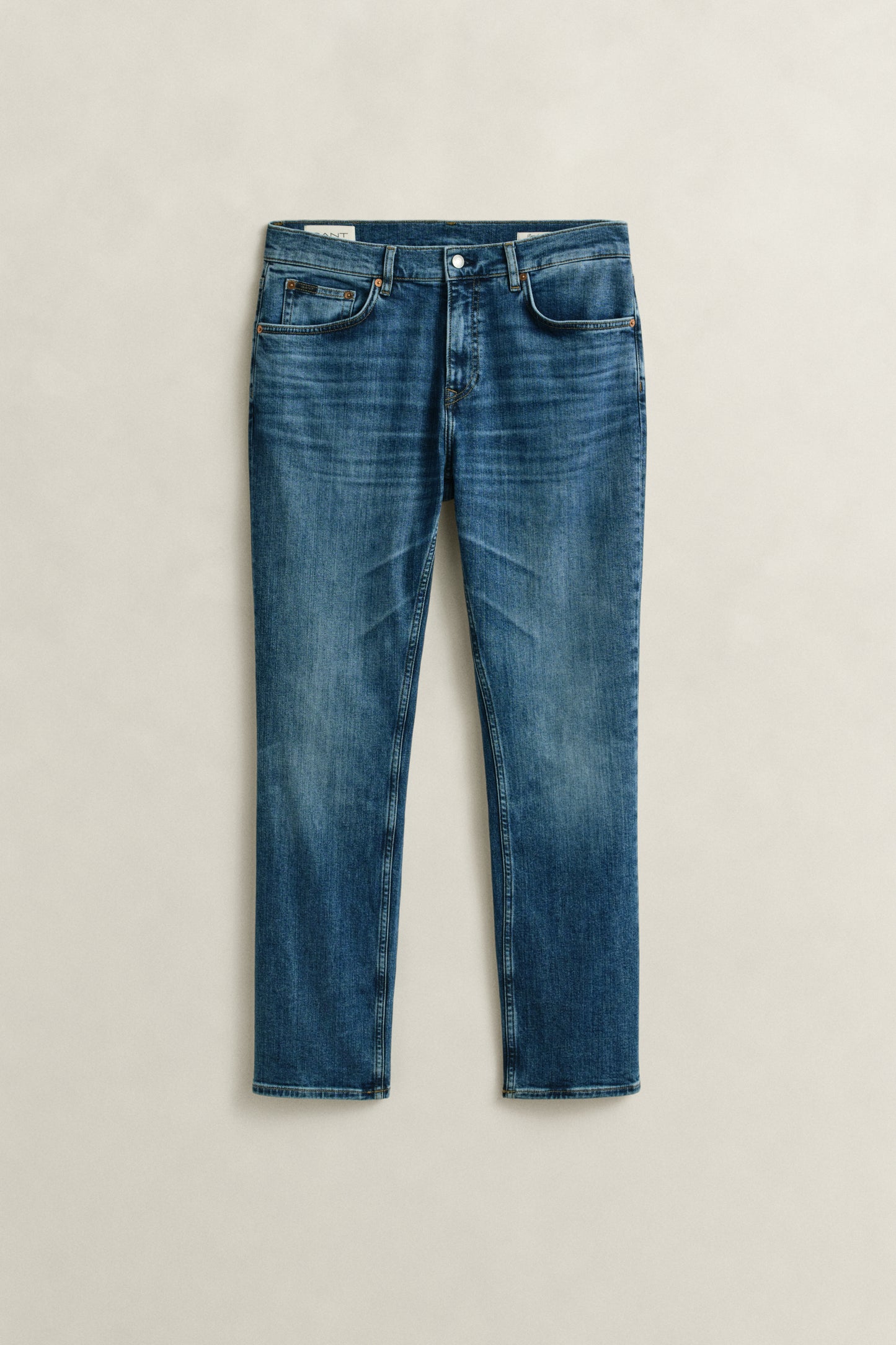 MID BLUE BROKEN IN, Classic Regular Denim Jeans, FRONT-VIEW BY GANT AU.