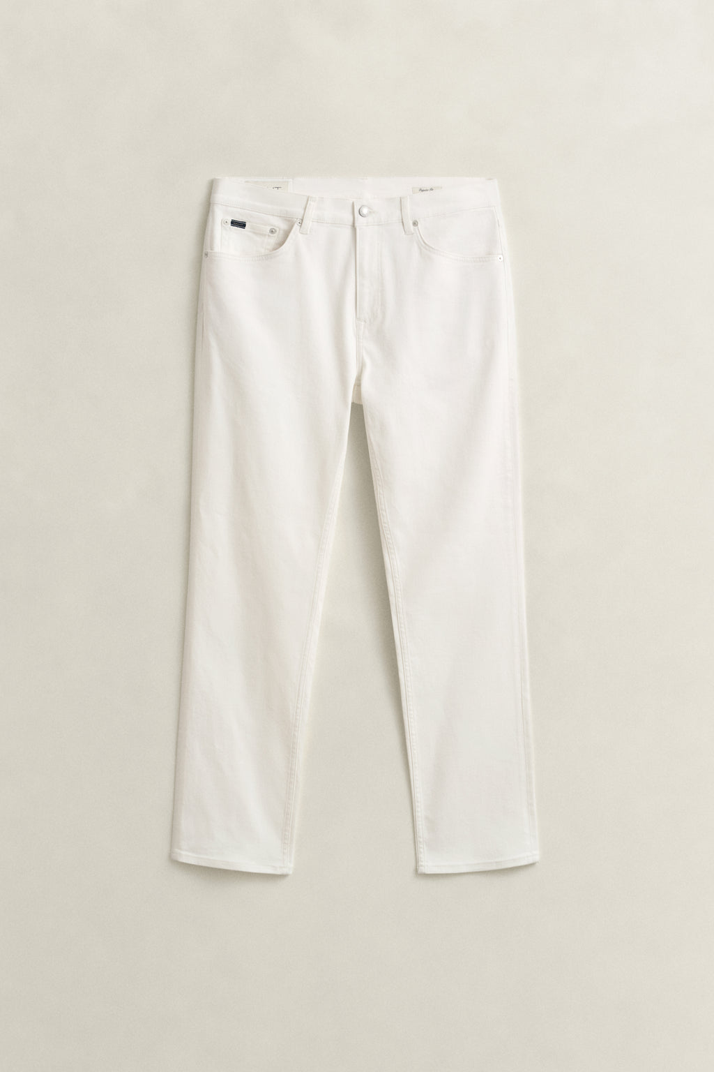 EGGSHELL, Regular White jeans, FLAT-LAY BY GANT AU.